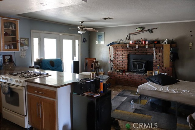 Detail Gallery Image 11 of 27 For 47150 Black Butte Rd, Newberry Springs,  CA 92365 - 3 Beds | 2 Baths