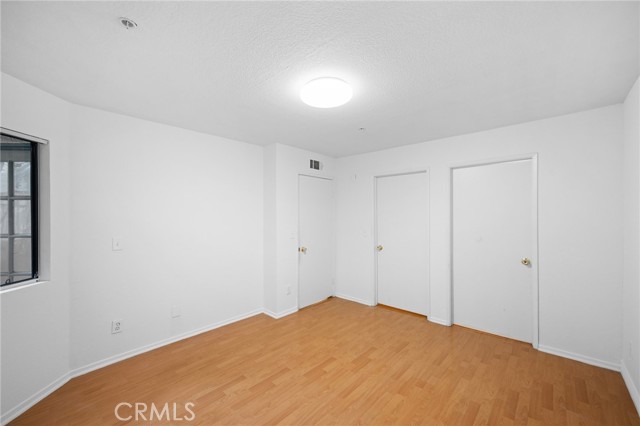 Detail Gallery Image 11 of 19 For 1323 E Broadway #104,  Glendale,  CA 91205 - 2 Beds | 2 Baths