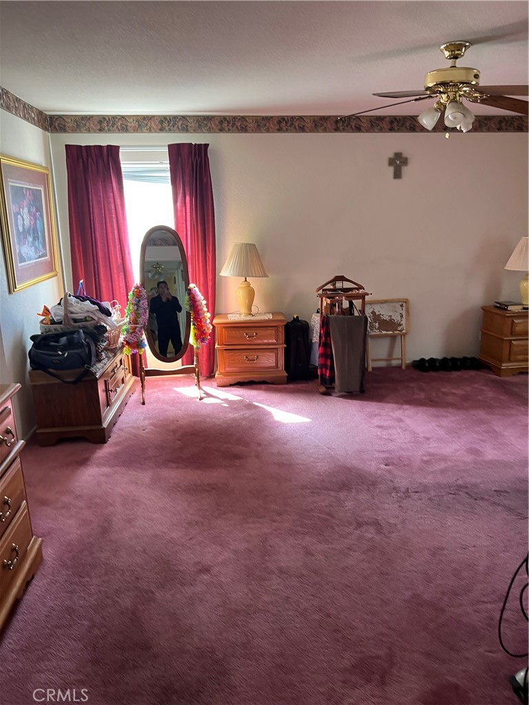 https://media.crmls.org/medias/4ee9460d-9e17-4321-bdf6-87b99aa15d30.jpg?preset=X-Large
