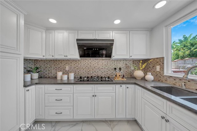 24409 Penrose Court, Diamond Bar CA: https://media.crmls.org/medias/4ee953ac-9d8f-41c3-8cb5-764a38cb003b.jpg