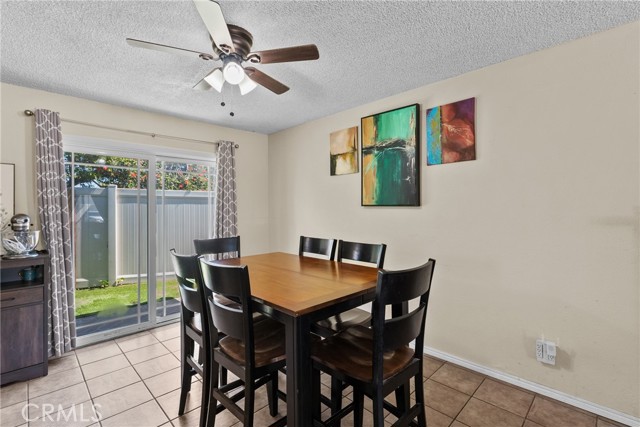 19853 Drasin Drive, Canyon Country CA: https://media.crmls.org/medias/4eea10f2-43de-4a2c-8c21-c9dbf597f975.jpg