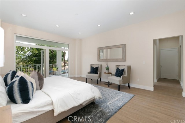 Detail Gallery Image 14 of 27 For 14142 Dall Ln, North Tustin,  CA 92780 - 5 Beds | 5/1 Baths
