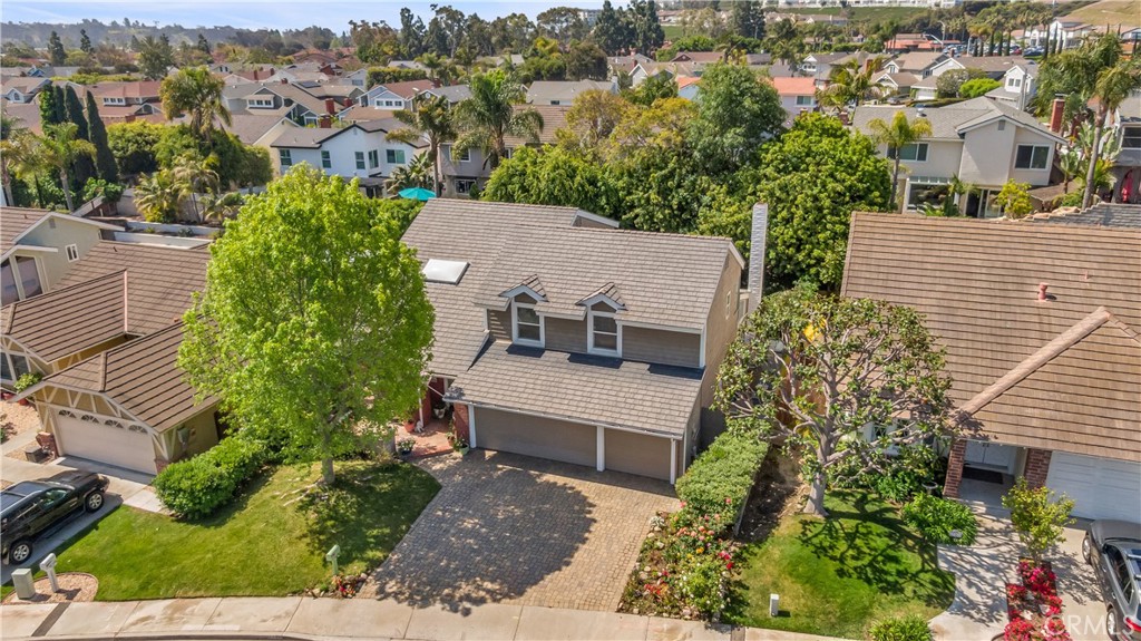 MLS #OC25103077 img 20