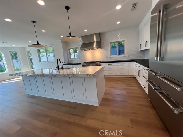 2517 Fairway Drive, Costa Mesa CA: https://media.crmls.org/medias/4eeb9499-d9e8-4c9a-8233-e09051ffd98f.jpg