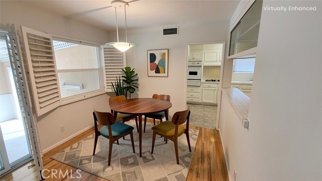 Detail Gallery Image 6 of 28 For 6508 Belmar Ave, Reseda,  CA 91335 - 3 Beds | 2 Baths