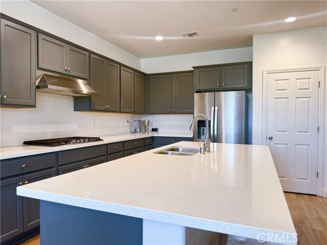 14680 Spanish Bay Way, Chowchilla CA: https://media.crmls.org/medias/4eec90af-372c-49cf-9e53-d27a8c808b8e.jpg