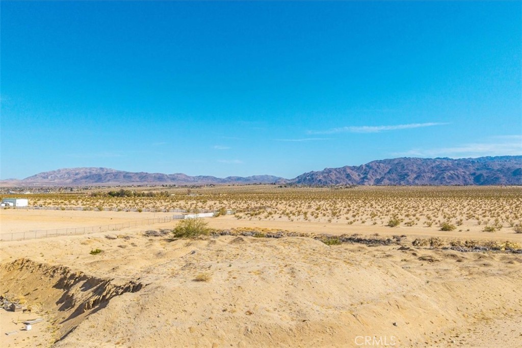 MLS #ND25080983 image #2