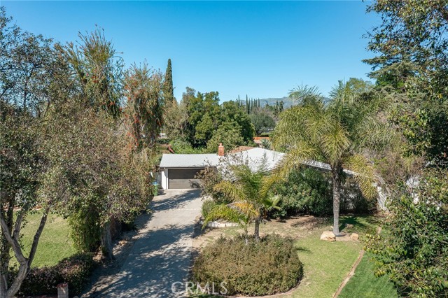 Detail Gallery Image 13 of 16 For 17531 Romar St, Northridge,  CA 91325 - 4 Beds | 2 Baths