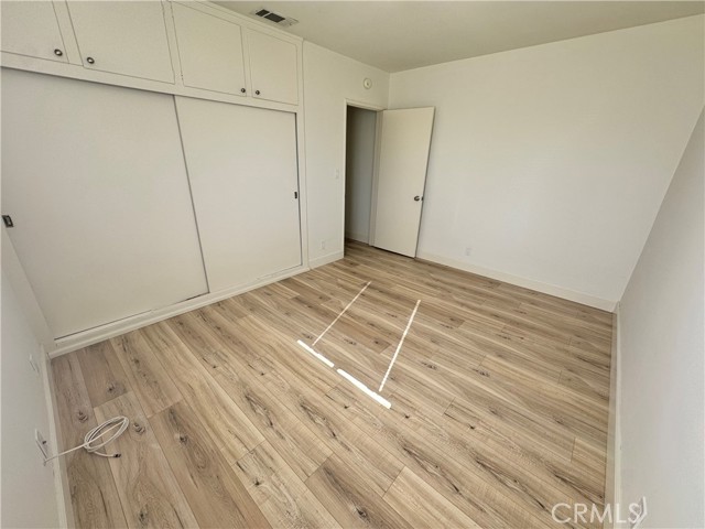 Detail Gallery Image 16 of 23 For 17518 Kingsbury St, Granada Hills,  CA 91344 - 3 Beds | 2 Baths