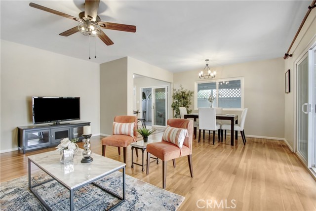 Detail Gallery Image 10 of 44 For 927 Alta Loma Dr, Corona,  CA 92882 - 4 Beds | 2 Baths