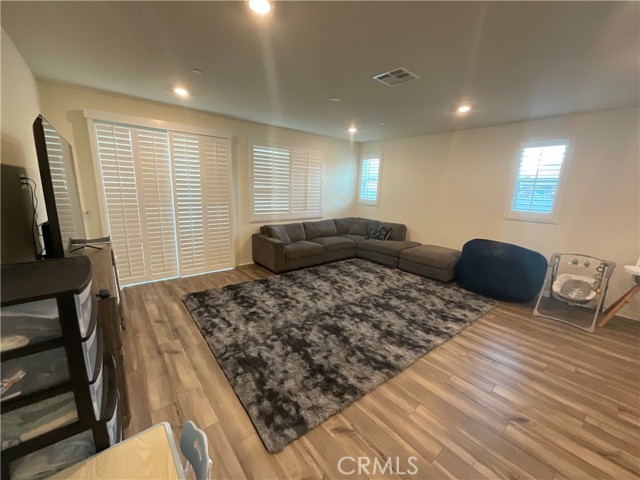 2884 Winter Park, Jurupa Valley CA: https://media.crmls.org/medias/4eedd673-05a6-44eb-b197-7c9f063b5cd4.jpg