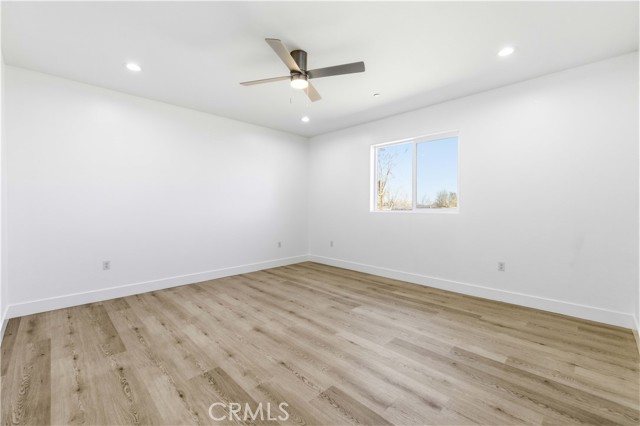 Detail Gallery Image 9 of 30 For 9827 E Avenue S2, Littlerock,  CA 93543 - 4 Beds | 3 Baths