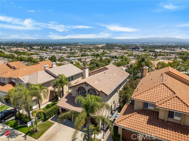 19900 Mariposa Creek Way Way, Porter Ranch CA: https://media.crmls.org/medias/4eef520f-3d01-4c16-b232-e4da1d859de2.jpg