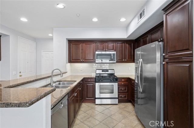 310 Quail Ridge, Irvine CA: https://media.crmls.org/medias/4ef0ee9e-6140-4243-85a0-b157aa1fdad7.jpg