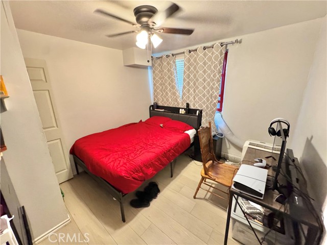 3425 Clifton Avenue, Highland CA: https://media.crmls.org/medias/4ef1889a-d1cb-42ca-aaa6-60bd4bb331f0.jpg