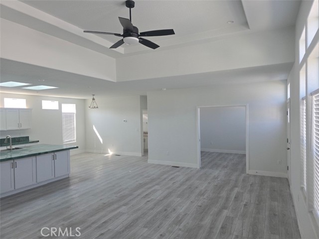 21500 Lassen, Chatsworth CA: https://media.crmls.org/medias/4ef1ef7f-fd79-4a4a-8537-e3c745d121f7.jpg