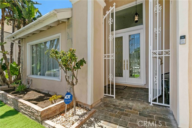 Detail Gallery Image 13 of 72 For 9915 Nevada Ave, Chatsworth,  CA 91311 - 5 Beds | 4 Baths