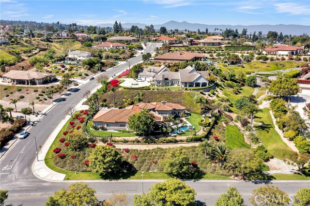 Detail Gallery Image 3 of 50 For 6111 Canyon Estates Ct, Riverside,  CA 92506 - 4 Beds | 3/1 Baths