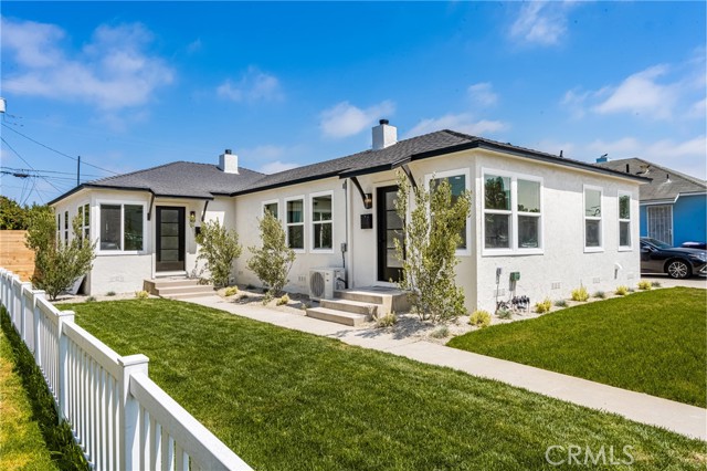 2510 Termino Avenue, Long Beach CA: https://media.crmls.org/medias/4ef35b0d-47de-4e5f-8144-328b7b3c5e7c.jpg