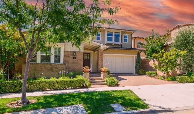 62 Heirloom, Irvine CA: https://media.crmls.org/medias/4ef41282-a44b-4f03-bfff-861d87304e8f.jpg