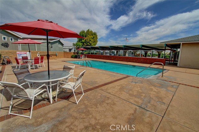 Detail Gallery Image 24 of 31 For 10681 Oak St #52,  Los Alamitos,  CA 90720 - 3 Beds | 2 Baths