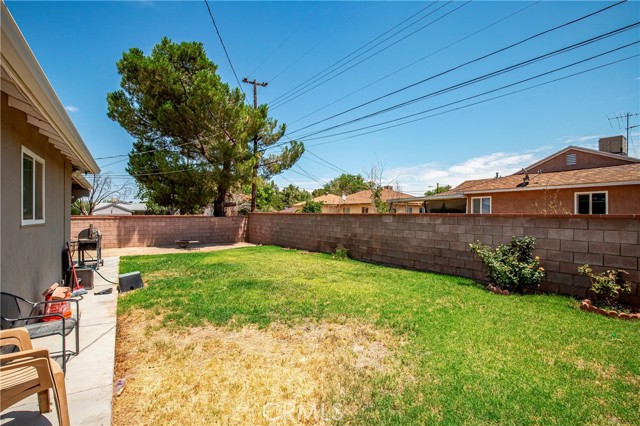 45532 Elm Avenue, Lancaster CA: https://media.crmls.org/medias/4ef4d725-b737-4b6a-9735-b81cfd1f6421.jpg