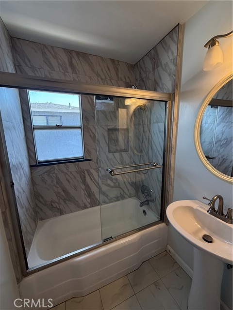 5913 Overhill Drive, Los Angeles CA: https://media.crmls.org/medias/4ef5286b-4aa8-4382-b041-6bd86810ff43.jpg
