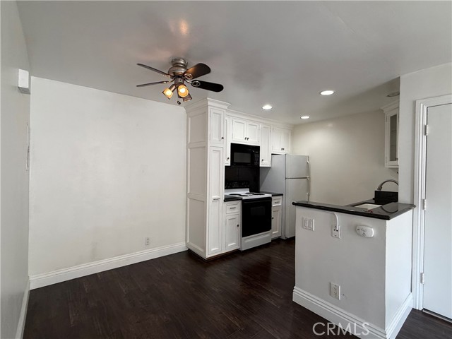 Detail Gallery Image 6 of 22 For 26205 La Real #C,  Mission Viejo,  CA 92691 - 1 Beds | 1 Baths
