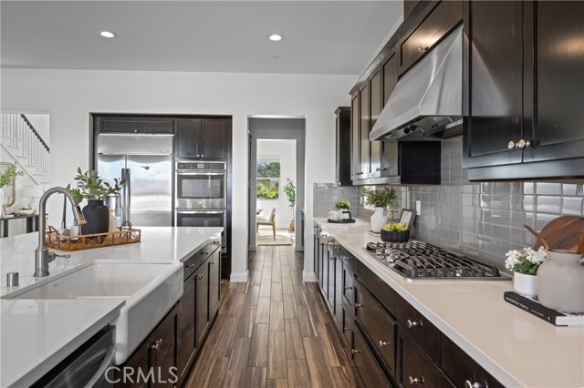 Detail Gallery Image 22 of 64 For 24910 Old Stone Way, Stevenson Ranch,  CA 91381 - 5 Beds | 5 Baths