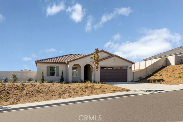 Front Image Thumbnail for CRIV25103637