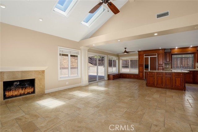 3257 N Big Sky Drive, Thousand Oaks CA: https://media.crmls.org/medias/4ef8f07e-5d25-427a-a08e-6578f90d46ce.jpg