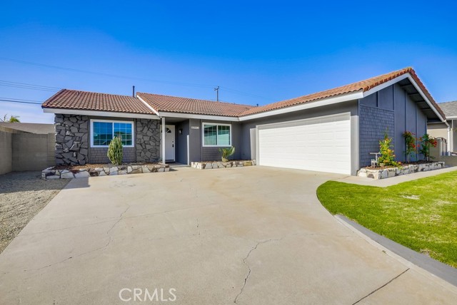 Detail Gallery Image 1 of 43 For 5281 Acacia Ave, Garden Grove,  CA 92845 - 4 Beds | 2 Baths
