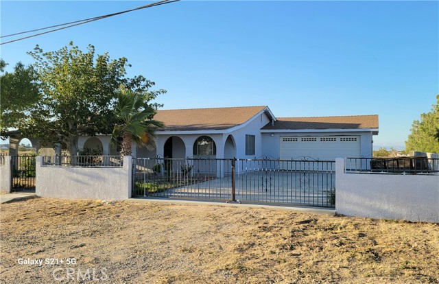 Detail Gallery Image 4 of 25 For 9841 Mendiburu Rd, California City,  CA 93505 - 3 Beds | 2 Baths