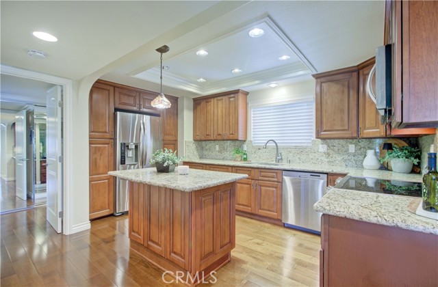 Front Image Thumbnail for CROC26018417