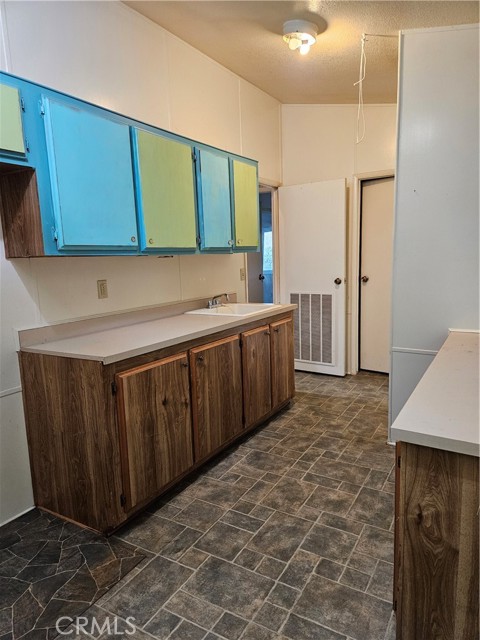 Detail Gallery Image 26 of 29 For 15455 Glenoaks Bld #498,  Sylmar,  CA 91342 - 2 Beds | 2 Baths