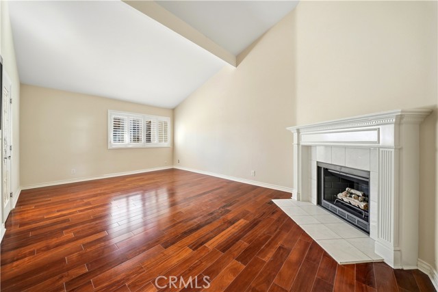 21500 Califa, 141 photo 22