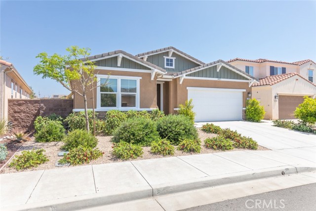 Detail Gallery Image 5 of 42 For 29328 Flame Tree, Lake Elsinore,  CA 92530 - 3 Beds | 2/1 Baths