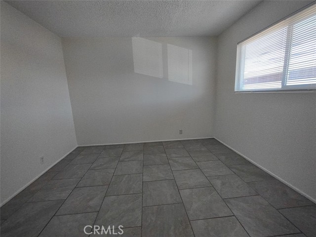 Detail Gallery Image 20 of 24 For 2759 Conejo Dr, San Bernardino,  CA 92404 - 2 Beds | 1 Baths