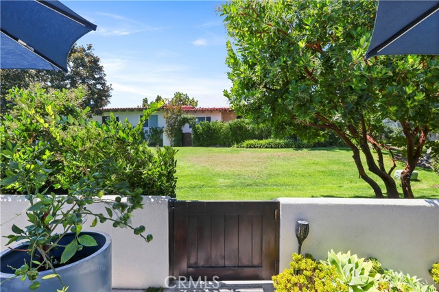 Detail Gallery Image 32 of 32 For 455 Vista Grande, Newport Beach,  CA 92660 - 3 Beds | 2 Baths
