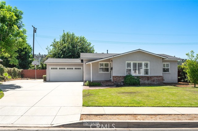 Detail Gallery Image 2 of 48 For 1032 E Lemon Ave, Glendora,  CA 91741 - 3 Beds | 1/1 Baths