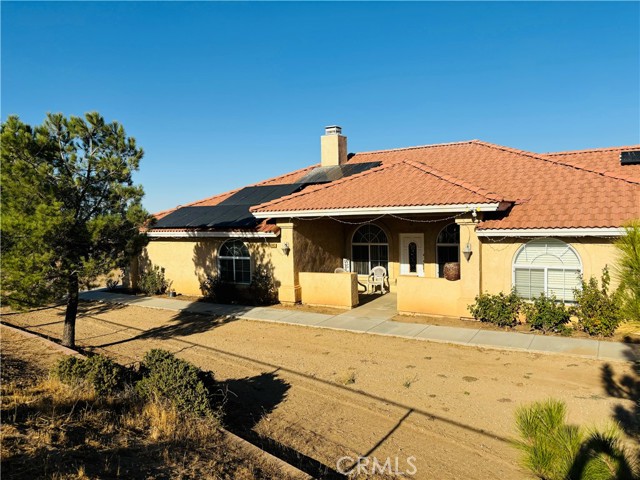 Image 2 for 8225 Ailanthus St, Phelan, CA 92371