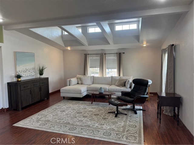 Detail Gallery Image 8 of 22 For 16 Magnolia, Anaheim,  CA 92801 - 3 Beds | 2 Baths