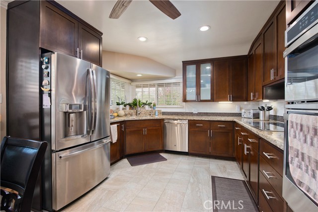 Detail Gallery Image 6 of 26 For 16534 Bosque Dr, Encino,  CA 91436 - 3 Beds | 2/1 Baths