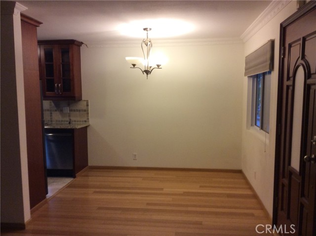 Detail Gallery Image 13 of 19 For 3220 Altura Ave, La Crescenta,  CA 91214 - 1 Beds | 1 Baths