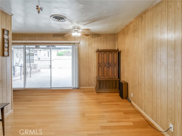 540 Hacienda Drive, Monrovia CA: https://media.crmls.org/medias/4f00c17e-cde9-4875-89e7-fa2d3abdbf67.jpg