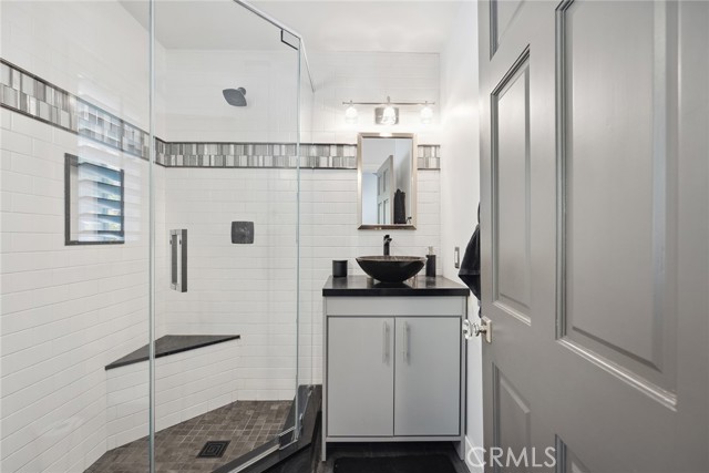 24311 Sylvan Glen Road, Calabasas CA: https://media.crmls.org/medias/4f015e09-4906-4234-a892-e3434c2c988e.jpg