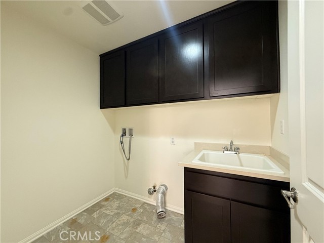 Detail Gallery Image 17 of 42 For 12319 Twin Gables Dr, Chino,  CA 91710 - 4 Beds | 3/1 Baths