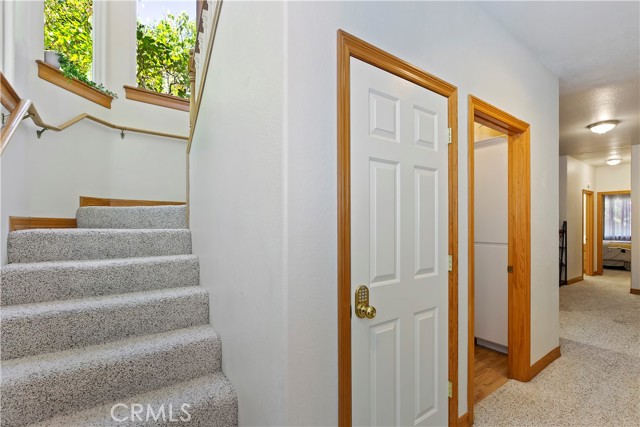 Detail Gallery Image 17 of 34 For 27696 St Bernard Ln, Lake Arrowhead,  CA 92352 - 3 Beds | 2/1 Baths