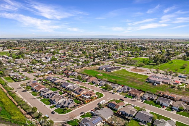 360 El Dorado Avenue, Willows CA: https://media.crmls.org/medias/4f02af53-2e55-4255-9f82-f572d49b1719.jpg