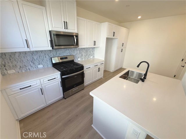 Detail Gallery Image 6 of 22 For 16365 Sandpiper Ave, Chino,  CA 91708 - 3 Beds | 3 Baths